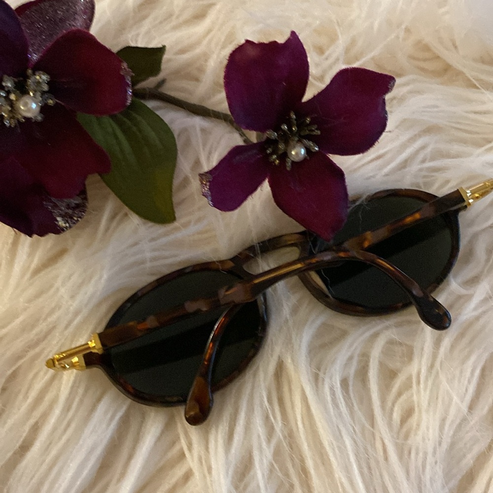 Vintage RAY BAN B & L sunglasses - Picture 12 of 16